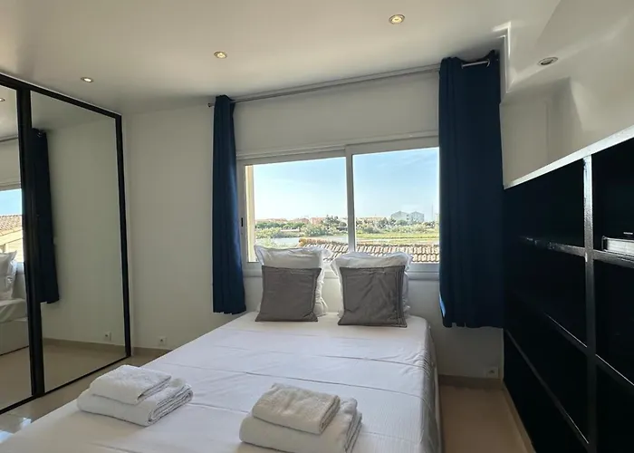 Canal House - View - Parkingair Conditioning * 帕拉瓦莱弗洛